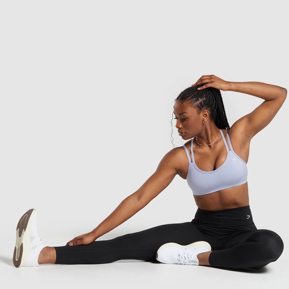 Strap Feature Sports Bra - Picture 2 of 4